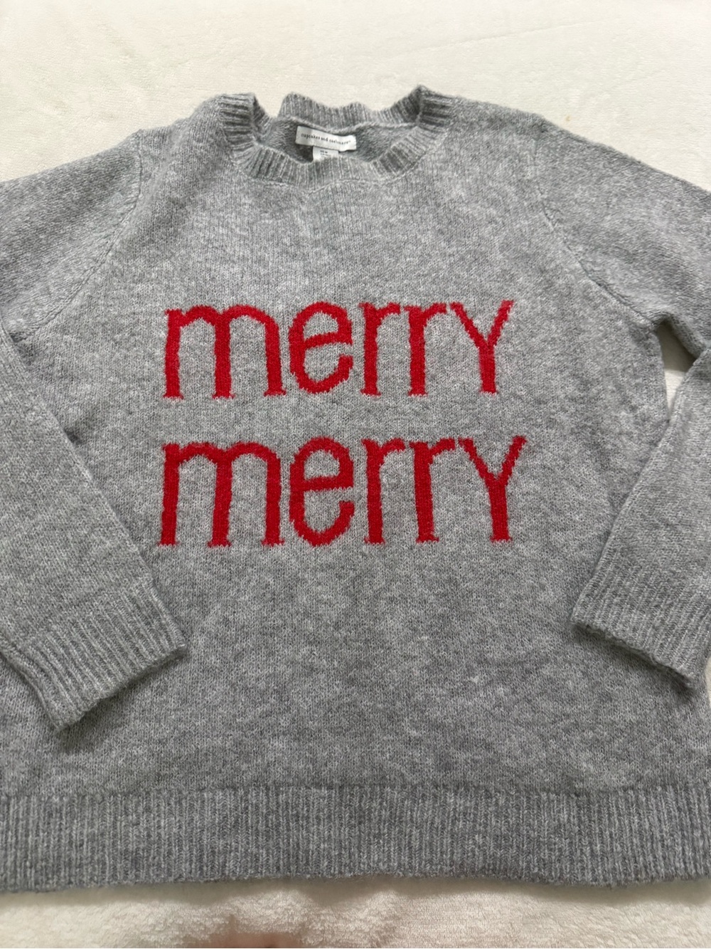Cupcakes and Cashmere Sweater Womens M Gray Merry Merry Holiday Pullover D78